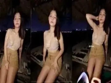 Gadis Cantik Diajak Ke Gubuk Tua Malam Malam poster